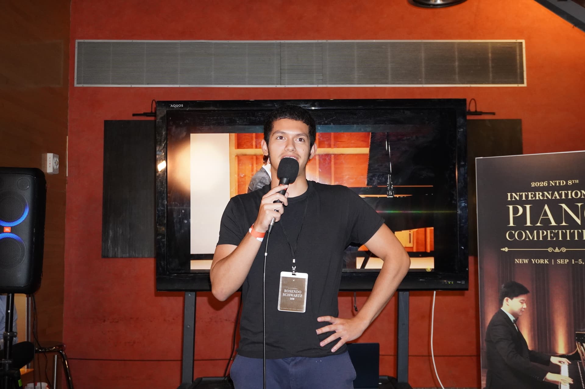 U.S. contestant Rosendo Schwartz of Indiana speaks at a banquet following the awards ceremony and winners’ concert of the Eighth NTD International Piano Competition on Sept. 5, 2026. (Lily Yu/The Epoch Times)