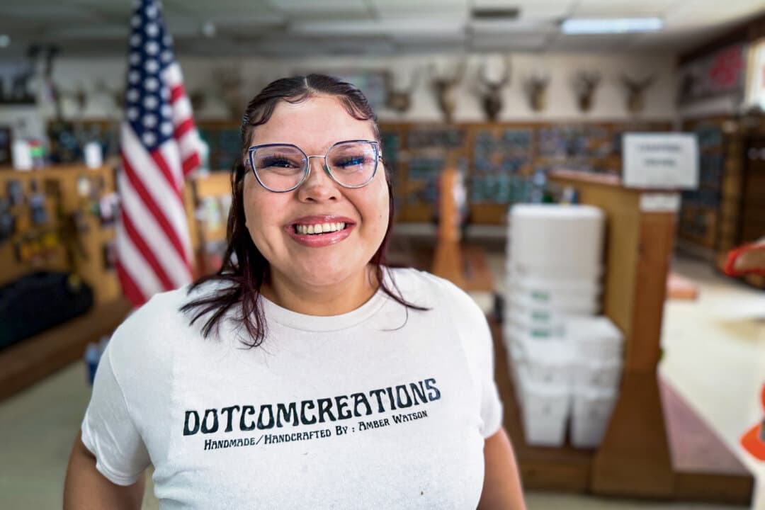 Mikayla Daw, manager of Stix Liquor and Sporting Goods in Page, Ariz., on Aug. 27, 2026. (Allan Stein/The Epoch Times)