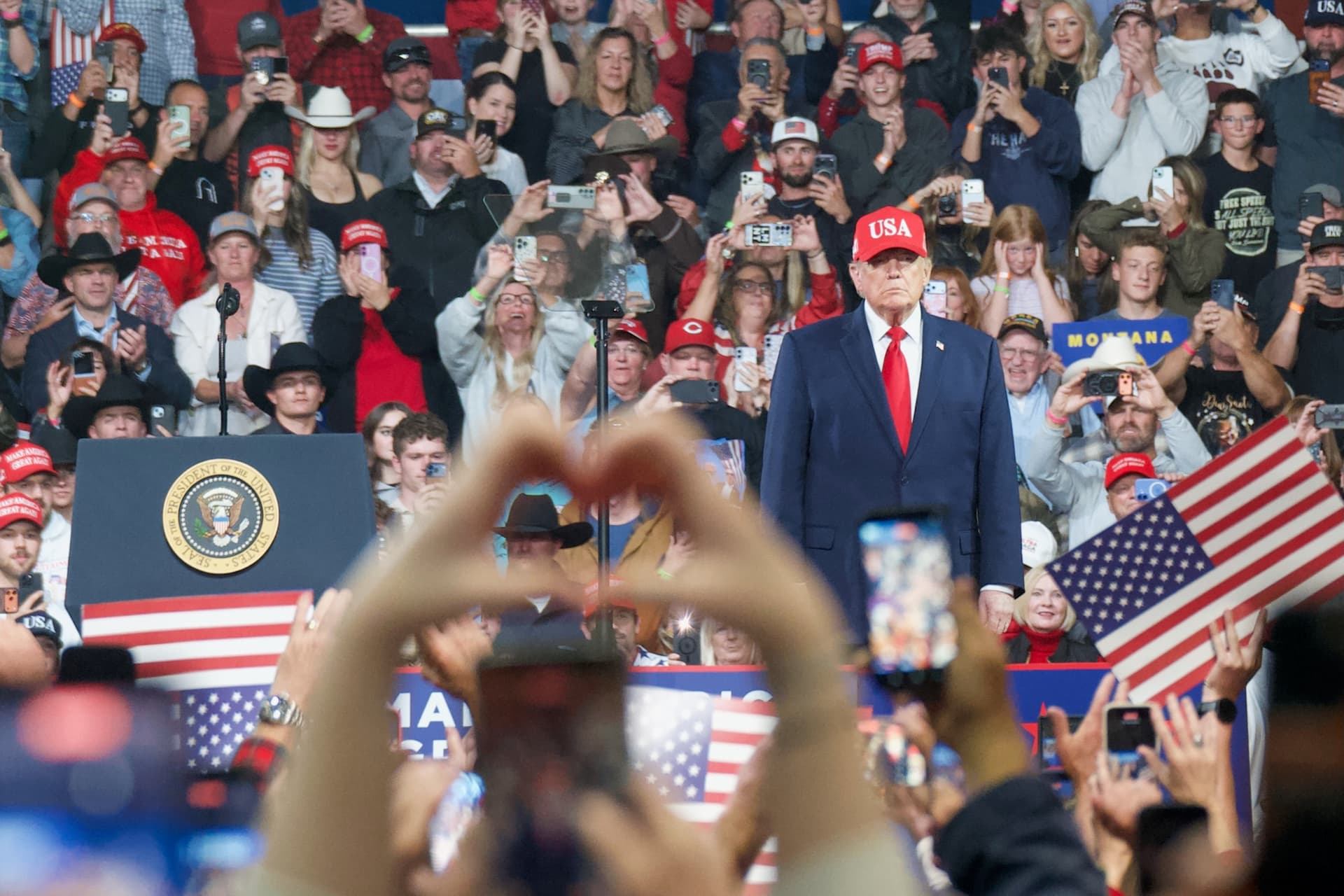 President Donald Trump takes the stage during a rally at the Majestic Valley Arena in Kalispell, Mont., on Oct. 14, 2026. (Travis Gillmore/The Epoch Times)
