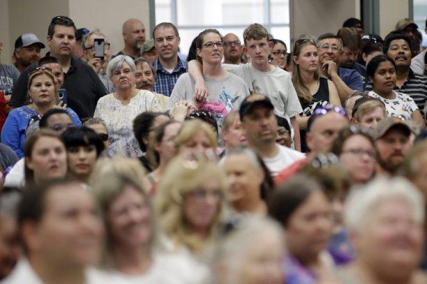 A crowd listens to an official during an informational town hall for residents following recent earthquakes in Ridgecrest, Calif., on July 7, 2019. (Marcio Jose Sanchez/AP Photo)