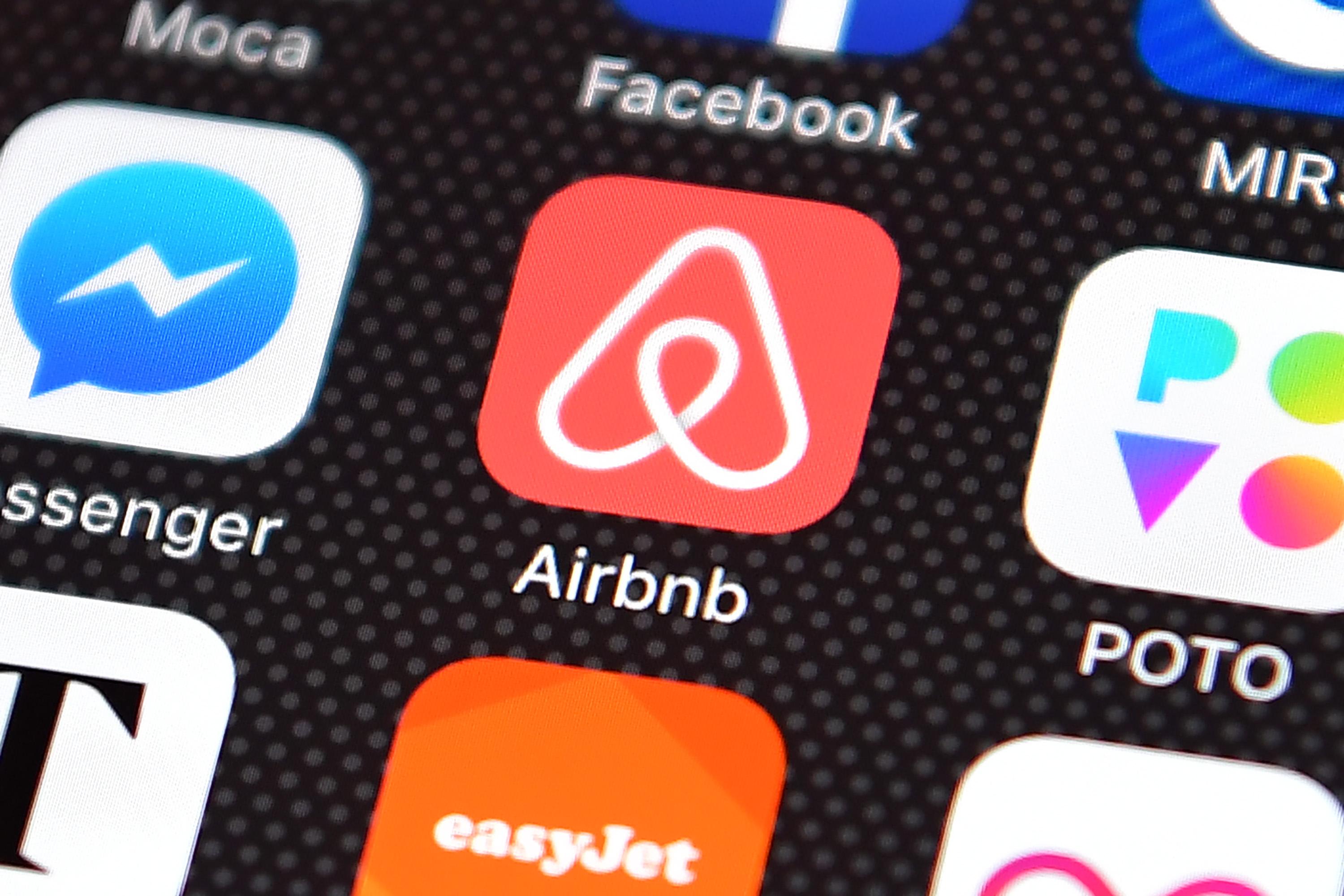 2 Indicted in Alleged $8.5 Million Airbnb Scam That Defrauded Thousands of Victims