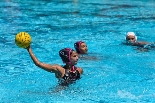 Laguna Beach High School senior Jessie Rose prepares to throw the ball during a water polo match in Orange County, Calif. (Courtesy of Jessie Rose)