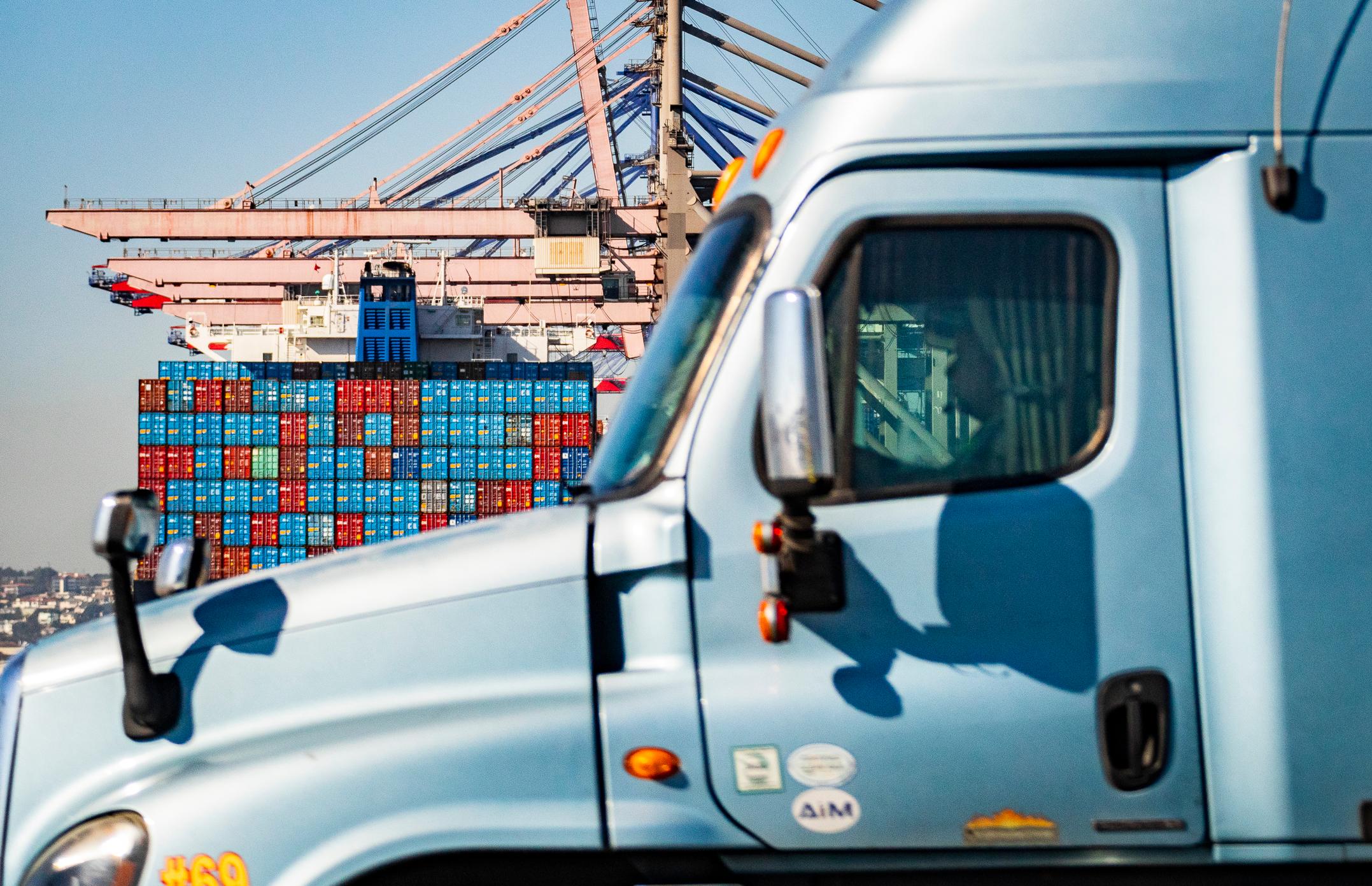 California Delays Enforcement of Zero-Emission Truck Rules at Ports