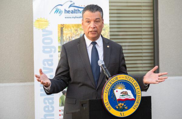Sen. Alex Padilla (D-Calif.) speaks in Los Angeles, Calif., on Nov. 10, 2021. (John Fredricks/The Epoch Times)