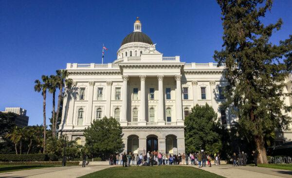 Rally at California State Capitol in Sacramento to protest against sex education curriculum in public schools on Jan. 25, 2019. (Ilene Eng/The Epoch Times)
