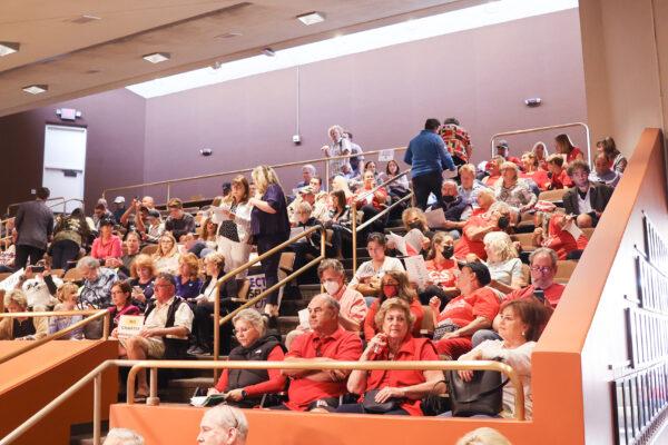 Members of the public attend a Huntington Beach City Council meeting in Huntington Beach, Calif., on June 7, 2022. (Julianne Foster/The Epoch Times)