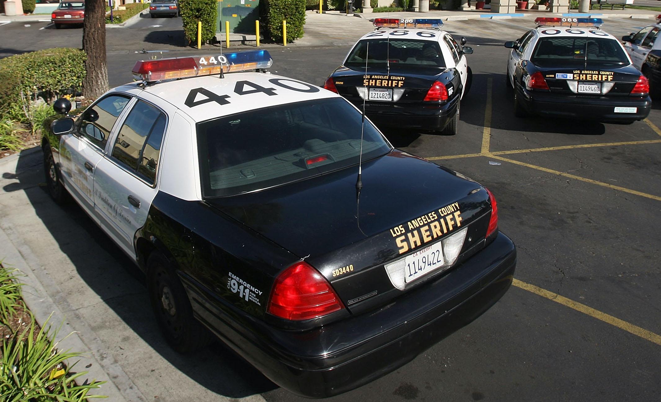 Los Angeles County Authorities Seek Help Identifying Corvette Thieves