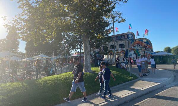 The City of Laguna Niguel kicks off its first Sea Country Festival in Laguna Niguel, Calif., on Aug. 26, 2022. (Carol Cassis/The Epoch Times)