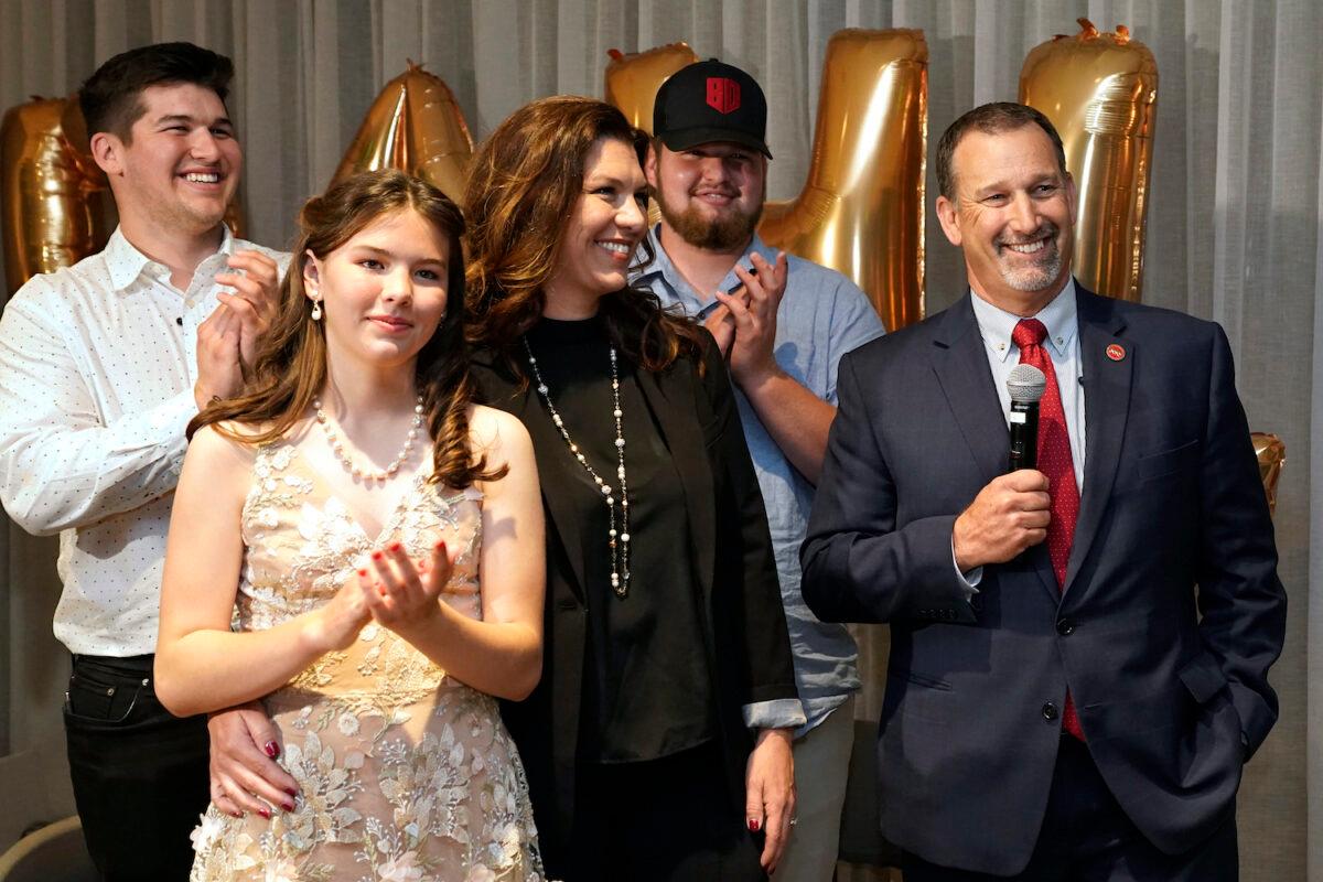 Republican gubernatorial candidate, state Sen. Brian Dahle, right, thanks supporters while accompanied by his family, from left to right, son Reagan, daughter Roslyn, wife Megan, and son Chase during a celebration at an election night gathering in Sacramento on June 7, 2022. (Rich Pedroncelli/AP Photo)