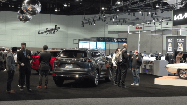 The Los Angeles Auto Show's 115th-anniversary edition at the LA Convention Center on Nov. 18, 2022. (Josie Kuo/NTD)