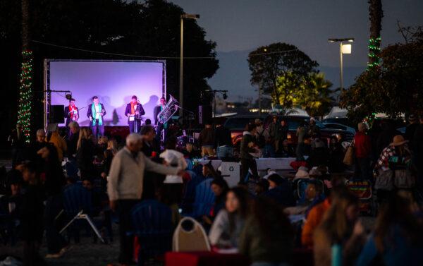 The 32nd "Lighting of the Bay" at the Newport Dunes Resort in Newport Beach, Calif., on Nov. 25, 2022. (John Fredricks/The Epoch Times)