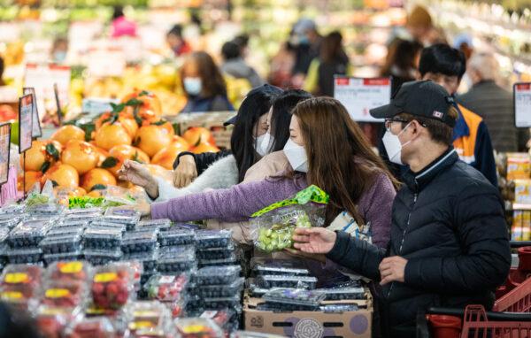 H Mart opens a new location in Irvine, Calif., on Jan. 11, 2023. (John Fredricks/The Epoch Times)