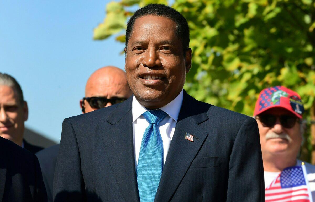 Larry Elder speaks at an event in Monterey Park, California on Sept. 13, 2021. (Frederic J. Brown/AFP via Getty Images)
