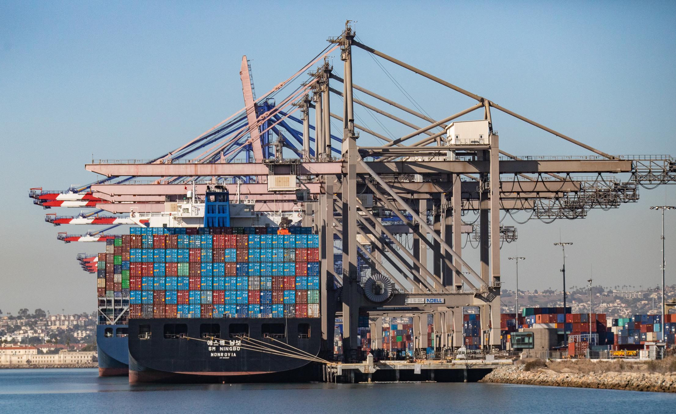 West Coast Dockworkers and Shipping Industry Reach Labor Agreement After Year-Long Standoff