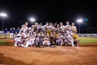 Midland, Ohio, Redskins are celebrating after winning the Connie Mack World Series championship over Dallas-based D-BAT United in 2022. (W. Dean Howard/Visualink Graphics)