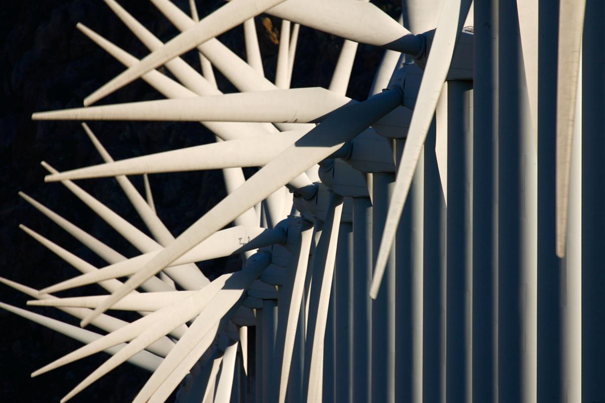 Giant wind turbines are seen near Palm Springs, Calif., on May 13, 2008. (David McNew/Getty Images)