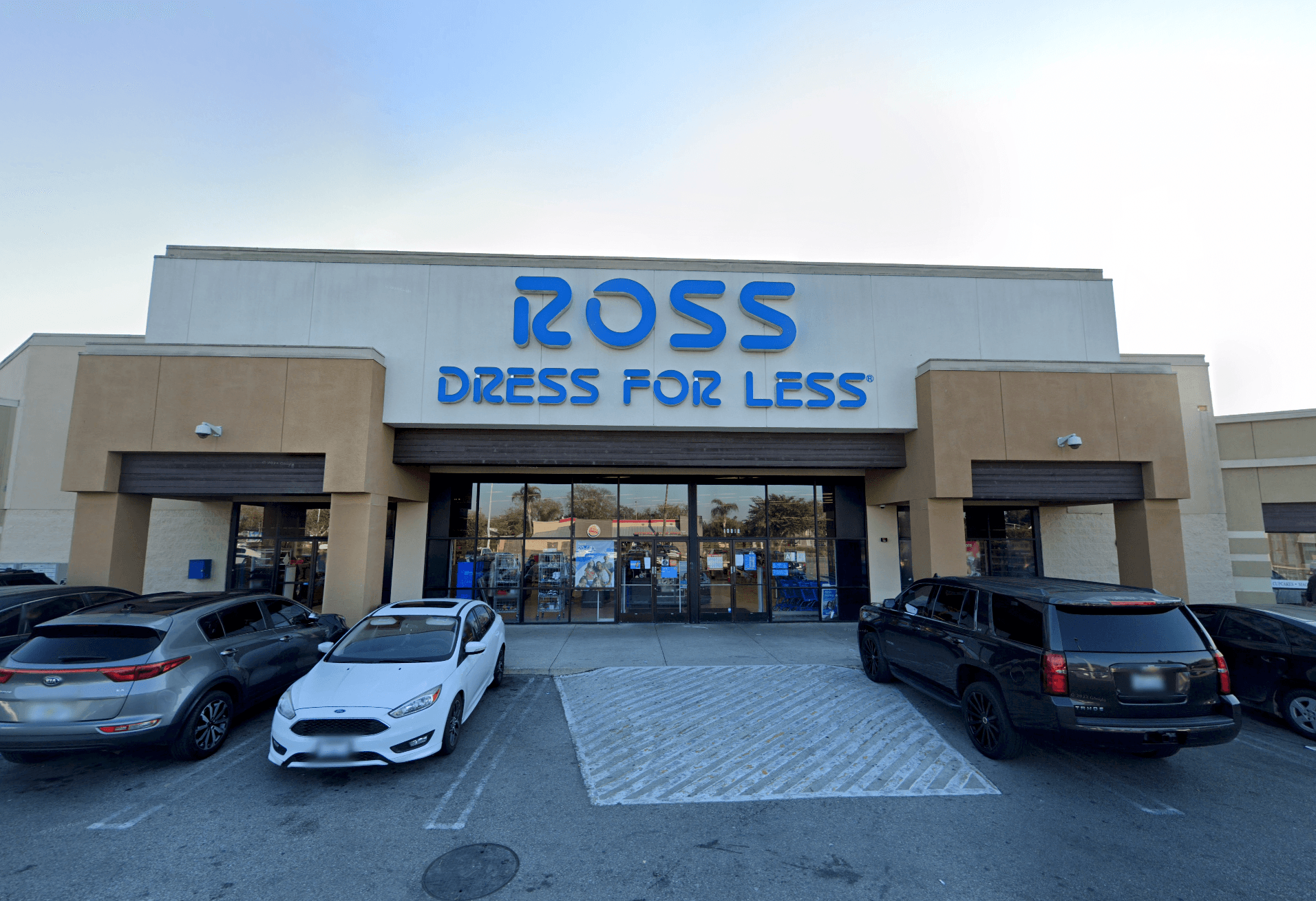 4 Men Charged With Retail Theft at 2 Ross Stores in Los Angeles