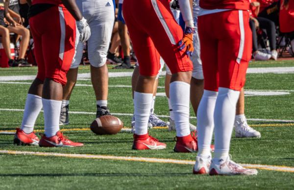 Students play a high school game of football in Irvine, Calif., on Sept. 14, 2023. (John Fredricks/The Epoch Times)