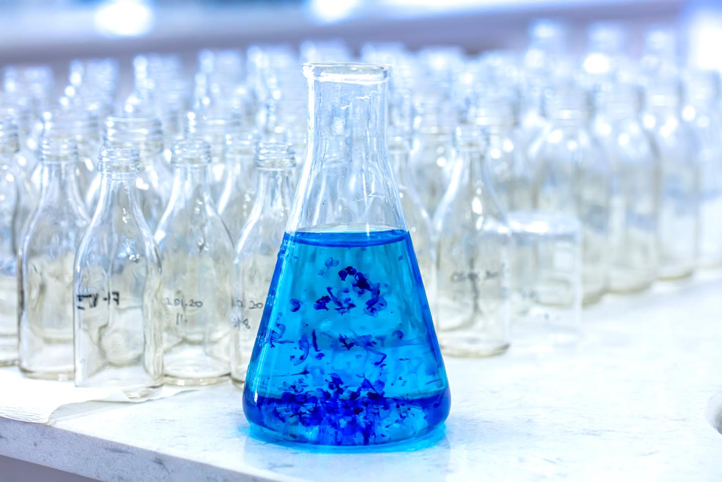 Methylene blue. (Mehmet Cetin/Shutterstock)