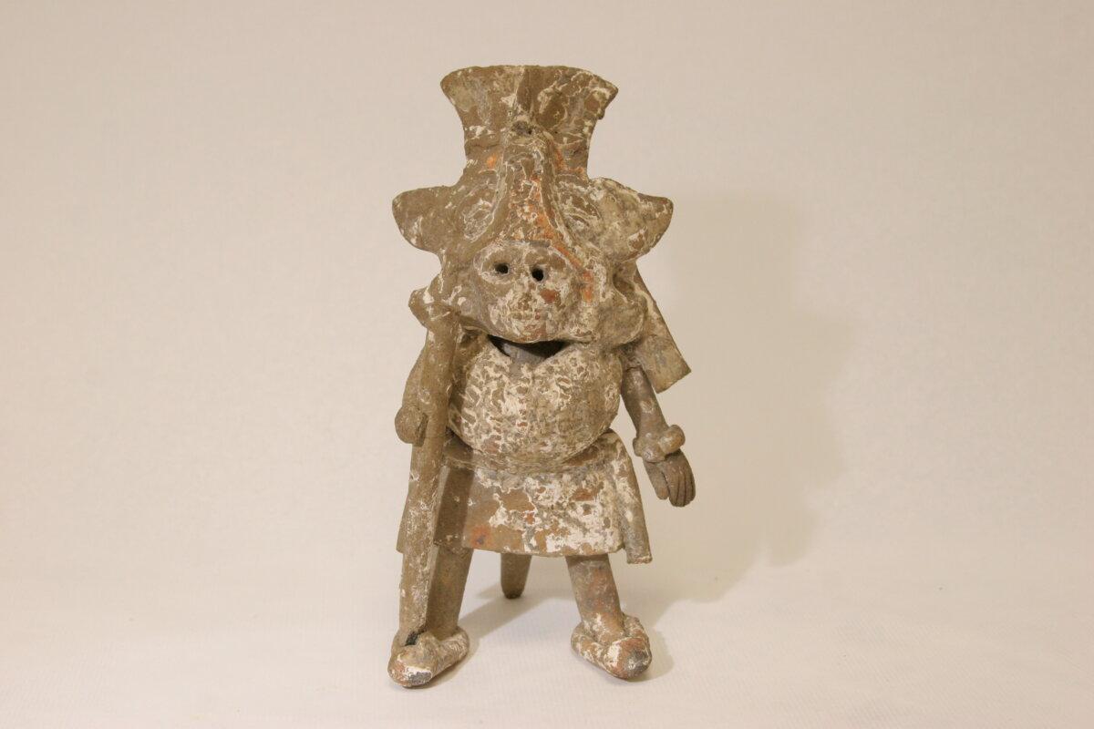 One of the 1,294 pre-Columbian archaeological artifacts returned by the San Bernardino County Museum in Southern California to Mexico. (Courtesy of the San Bernardino County Museum)