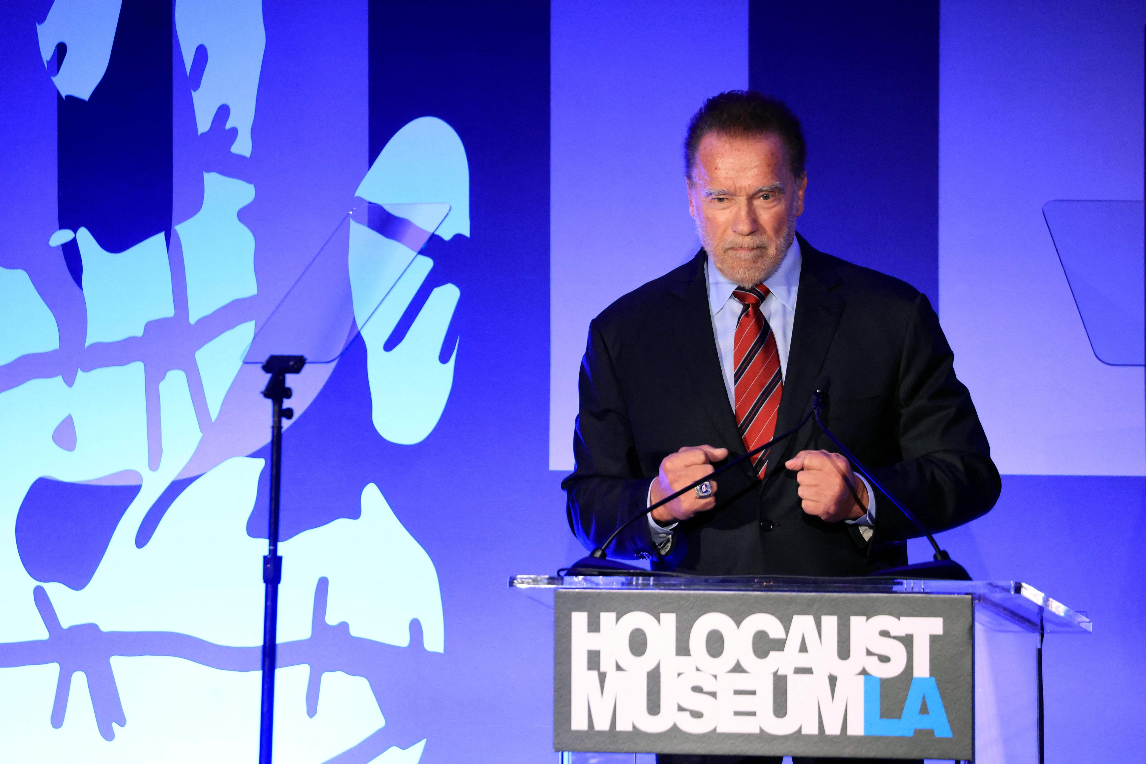 Schwarzenegger Receives Courage Award From Holocaust Museum LA Amid Rising Antisemitism
