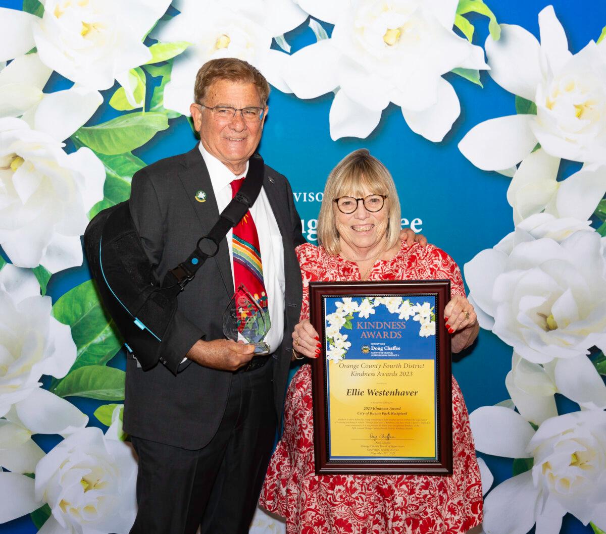 Ellie Westenhaver receives a Kindness Award in Buena Park, Calif., on Nov. 13, 2023. (Courtesy of Donna Edman Photography)