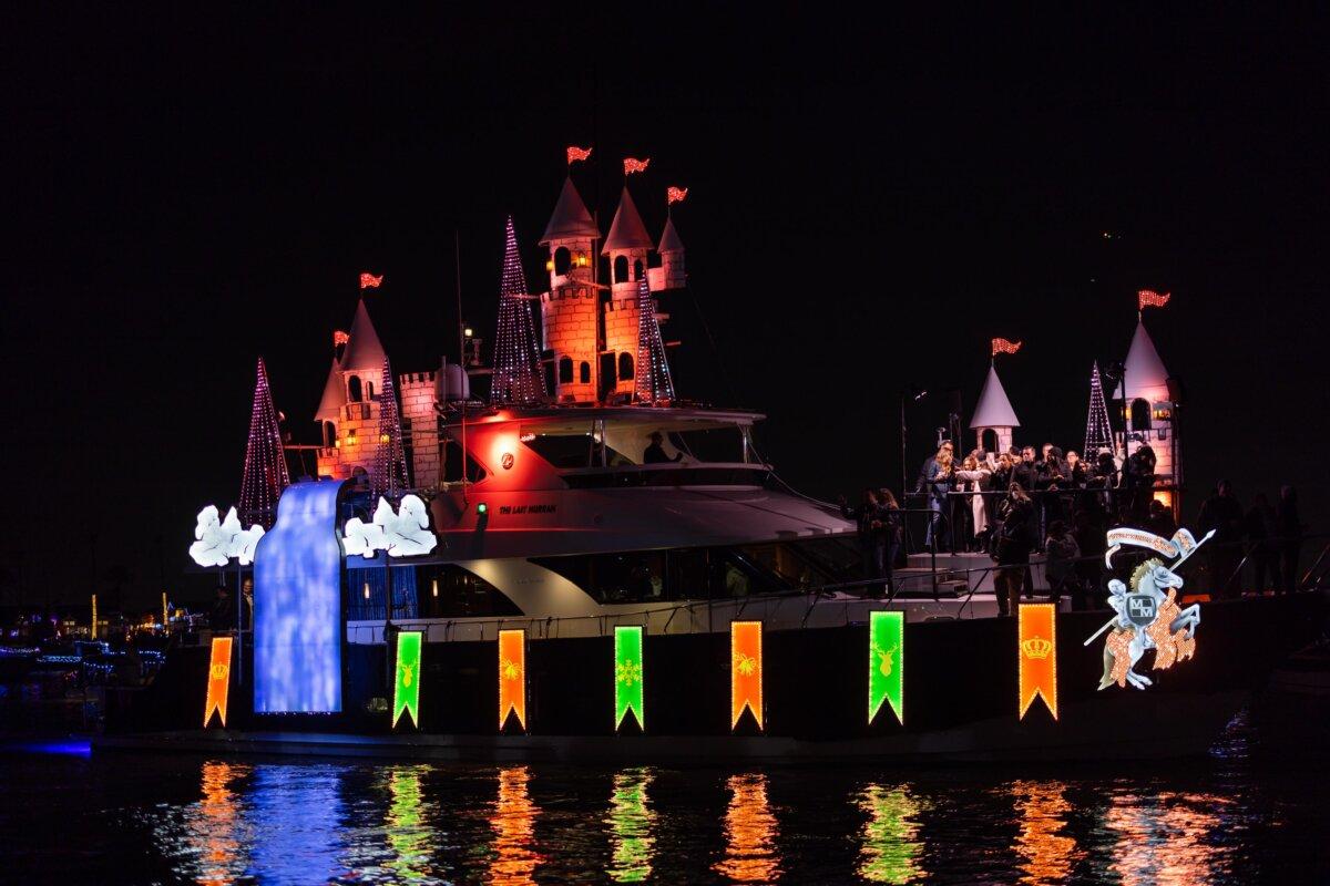 The 2022 Newport Beach Christmas Boat Parade. (Courtesy of Visit Newport Beach)