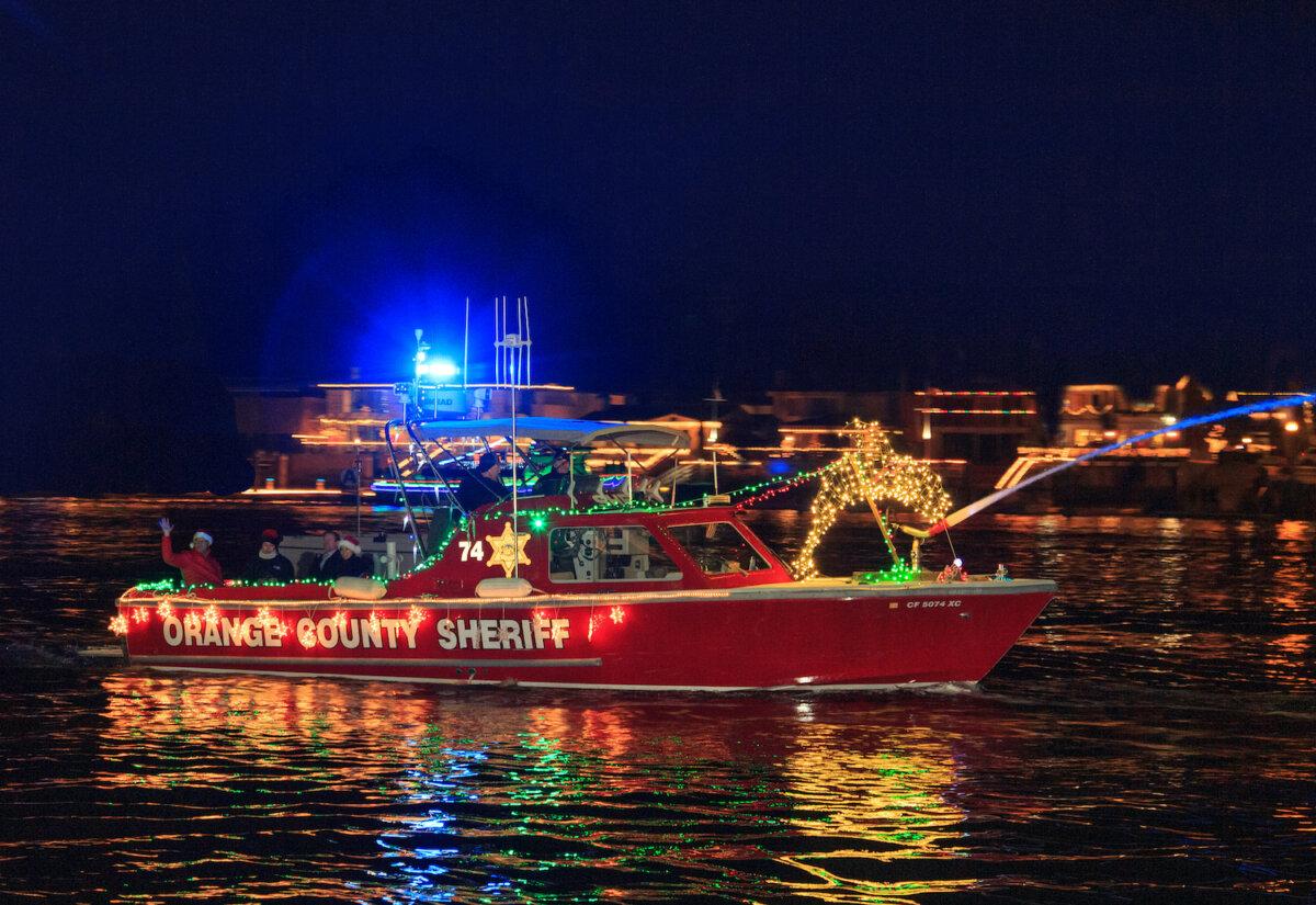 The 2022 Newport Beach Christmas Boat Parade. (Courtesy of Blue Cotton Photography)