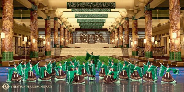 A Shen Yun dance from a past performance. (Shen Yun Performing Arts)
