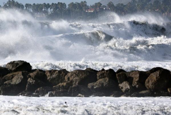 Large waves break near the beach in Ventura, Calif., on Dec. 28, 2023. (Mario Tama/Getty Images)