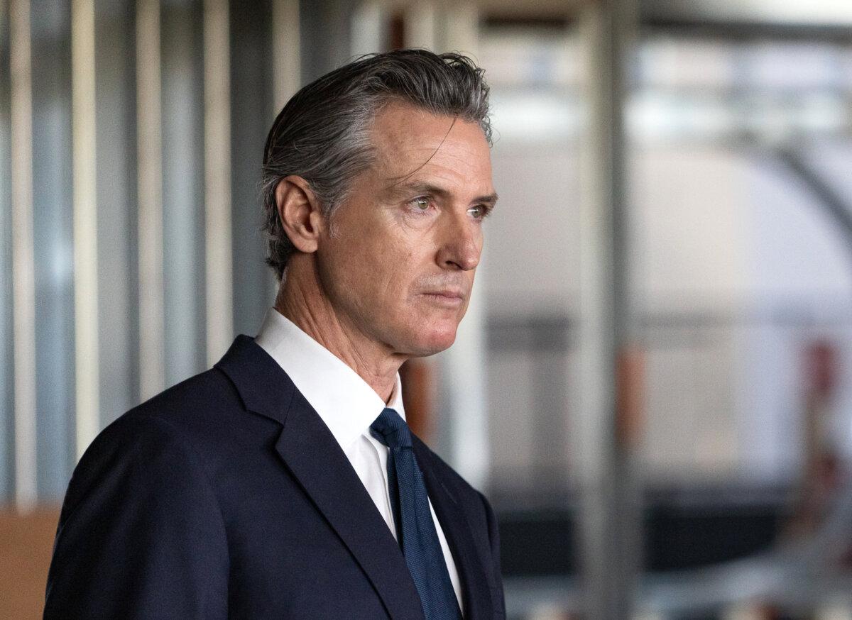 California Governor Gavin Newsom speaks in Los Angeles, Calif., on Jan. 3, 2023. (John Fredricks/The Epoch Times)