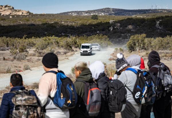 Nongovernment organizations transport food to illegal immigrants in Jacumba, Calif., on Jan. 10, 2024. (John Fredricks/The Epoch Times)