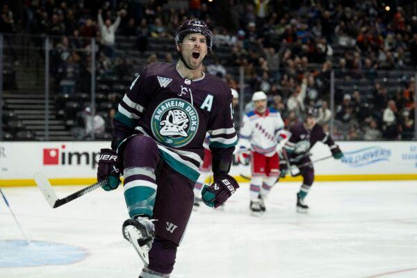 Anaheim Ducks center Adam Henrique (14) celebrates his goal during the first period of an NHL hockey game against the New York Rangers in Anaheim, Calif., on Jan. 21, 2024. (Kyusung Gong/AP Photo)