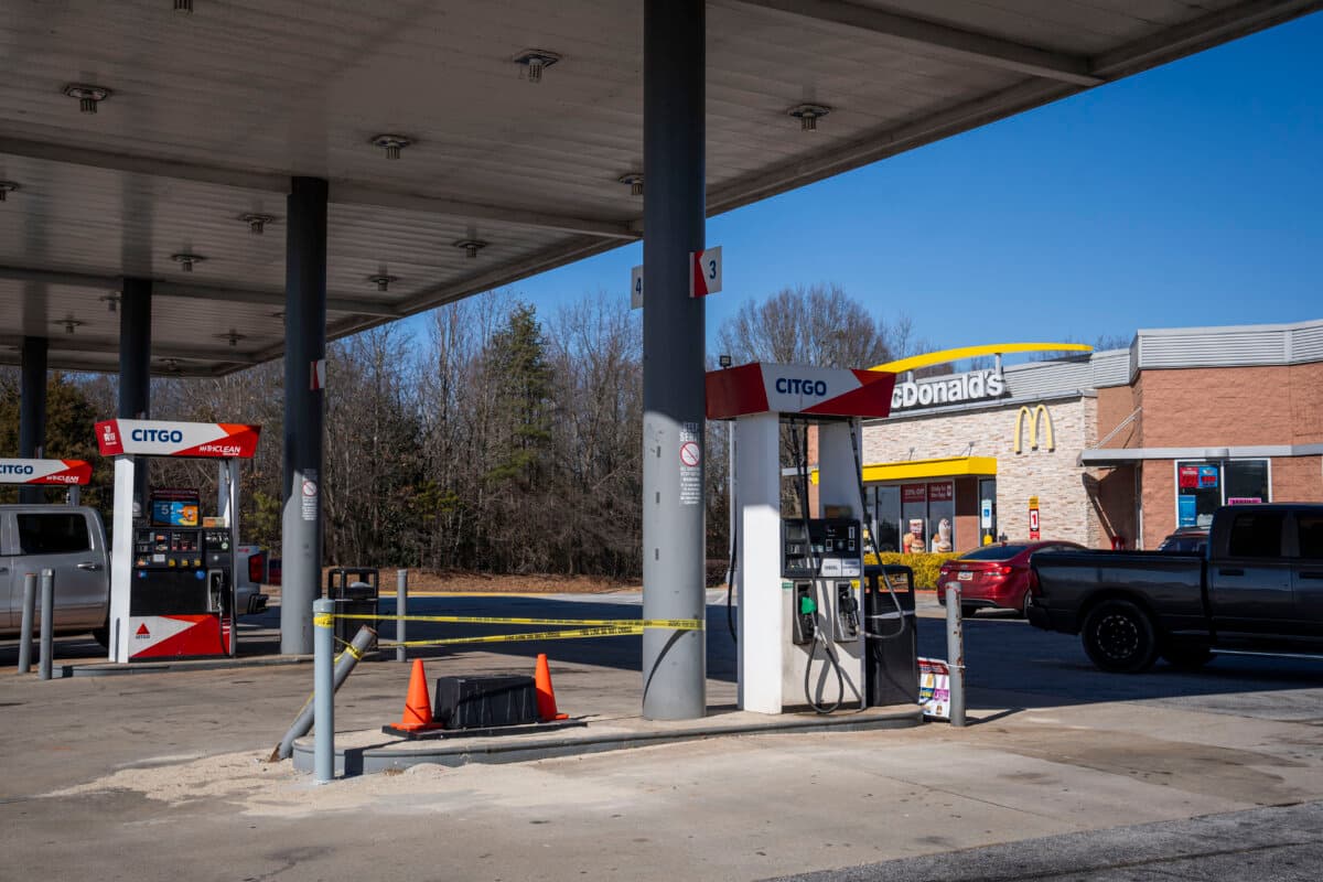 A gas station in Greenville, S.C., on Feb. 3, 2024. (Madalina Vasiliu/The Epoch Times)