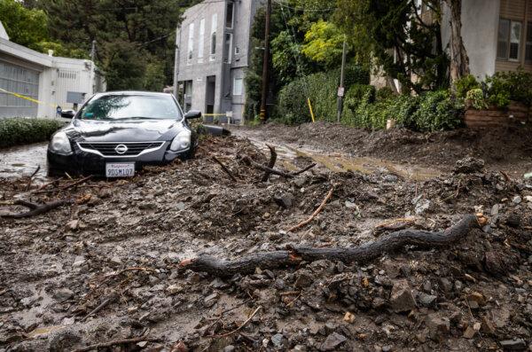 Heavy rainfall causes mudslides in Beverly Hills, Calif., on Feb. 6, 2024. (John Fredricks/The Epoch Times)