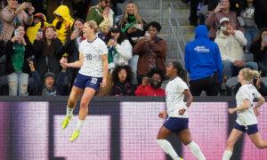 US Shakes Off Shocking Loss, Advances to Women’s Gold Cup Semis With a 3–0 Win Over Colombia