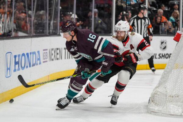 Ottawa Senators' Claude Giroux (28) pressures Anaheim Ducks' Ryan Strome (16) during the second period of an NHL hockey game in Anaheim, Calif., on March 6, 2024. (Jae C. Hong/AP Photo)