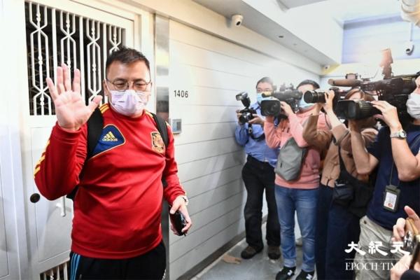 Ronson Chan had been taken away by the police for investigation after the closure of the Stand News in 2021. (Sung Pi-Lung/The Epoch Times)