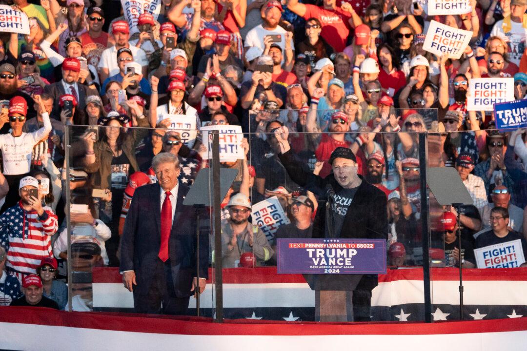 Elon Musk, CEO of SpaceX, speaks during Republican presidential nominee former President Donald J. Trump’s rally at Butler Farm Show in Butler, Pa., on Oct. 5, 2024. (Samira Bouaou/The Epoch Times)
