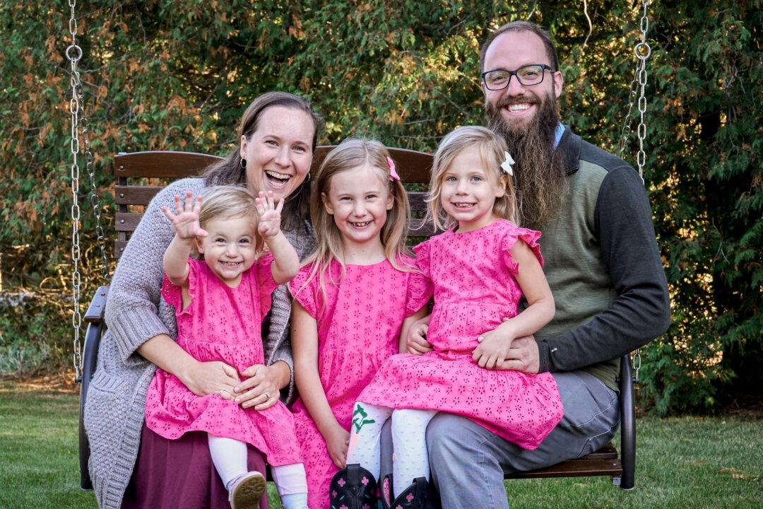 Nathaniel and Sherry Binversie of Fort Wayne, Ind., with their children in 2004. (Courtesy of Sherry Binversie)
