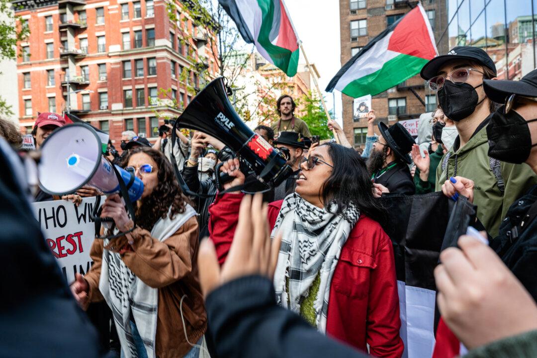 Pro-Palestinian protesters gather outside of New York University during an ongoing demonstration against their school's investments and the administration's views on Israel, in New York City on May 3, 2024. (Spencer Platt/Getty Images)