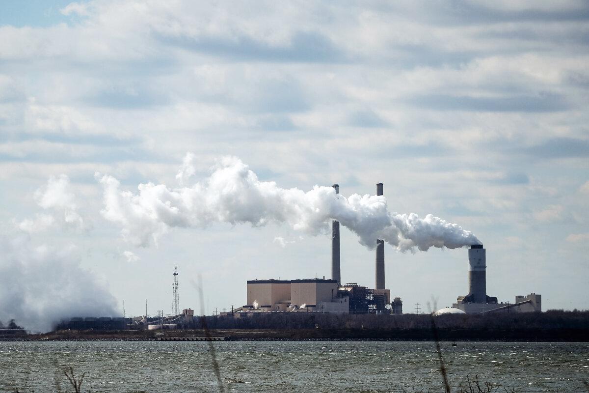 Emissions vent from a large stack at the coal-fired Brandon Shores Power Plant in Baltimore on March 9, 2018. (Mark Wilson/Getty Images)