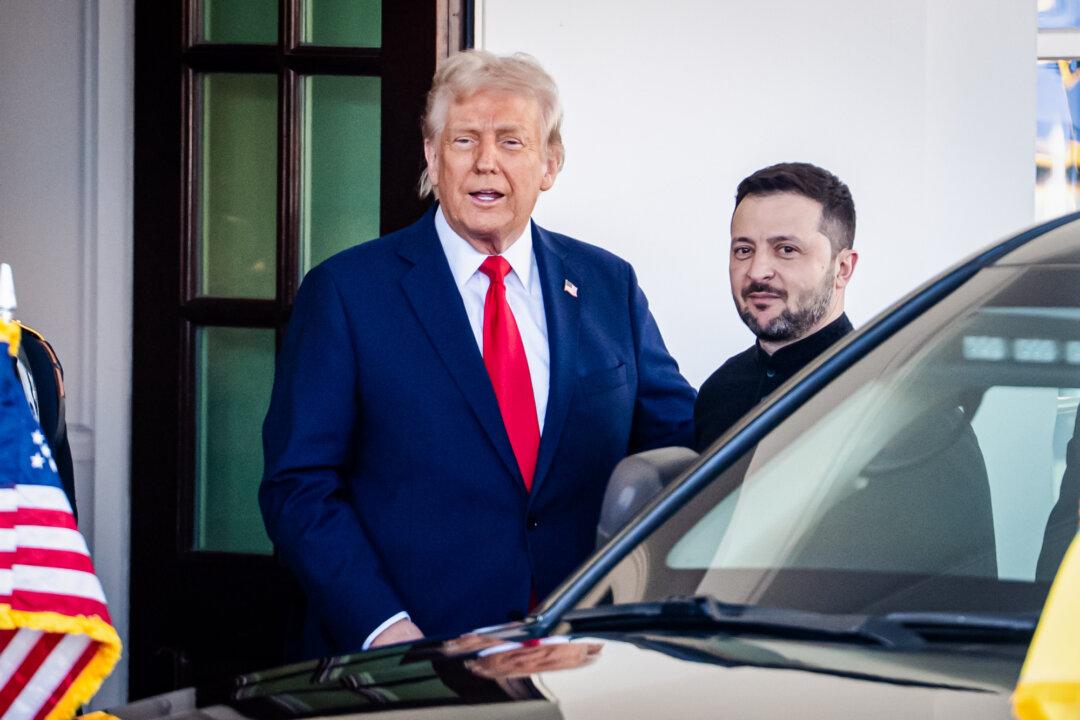 President Donald Trump greets Ukrainian President Volodymyr Zelenskyy at the White House in Washington on Feb. 28, 2025. (Madalina Vasiliu/The Epoch Times)