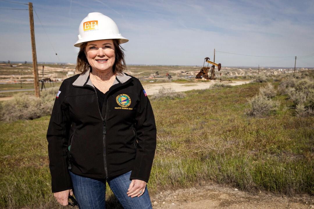 California state Sen. Shannon Grove, a Republican who represents the Bakersfield area, stands near oil facilities in Bakersfield, Calif., on March 21, 2025. (John Fredricks/The Epoch Times)