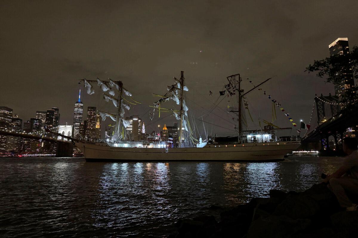 A masted Mexican navy training ship, the Cuauhtémoc, sits stranded after colliding with the Brooklyn Bridge in New York City on May 17, 2025. (Kyle Viterbo/AP Photo)