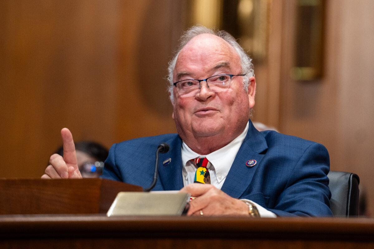 Internal Revenue Service commissioner nominee Billy Long testifies during a confirmation hearing before the Senate Committee on Finance on Capitol Hill on May 20, 2025. (Madalina Vasiliu/The Epoch Times)