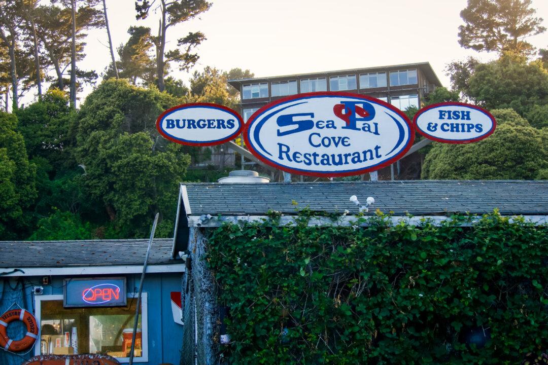 The Sea Pal Cove Restaurant in Noyo Harbor near Fort Bragg, Calif., on June 21, 2025. (Travis Gillmore/The Epoch Times)