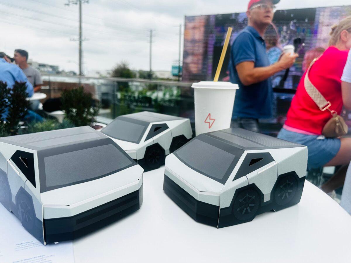 Food is packaged in paper Cybertruck boxes at the Tesla Diner in Los Angeles on July 22, 2025. (Jill McLaughlin/The Epoch Times)