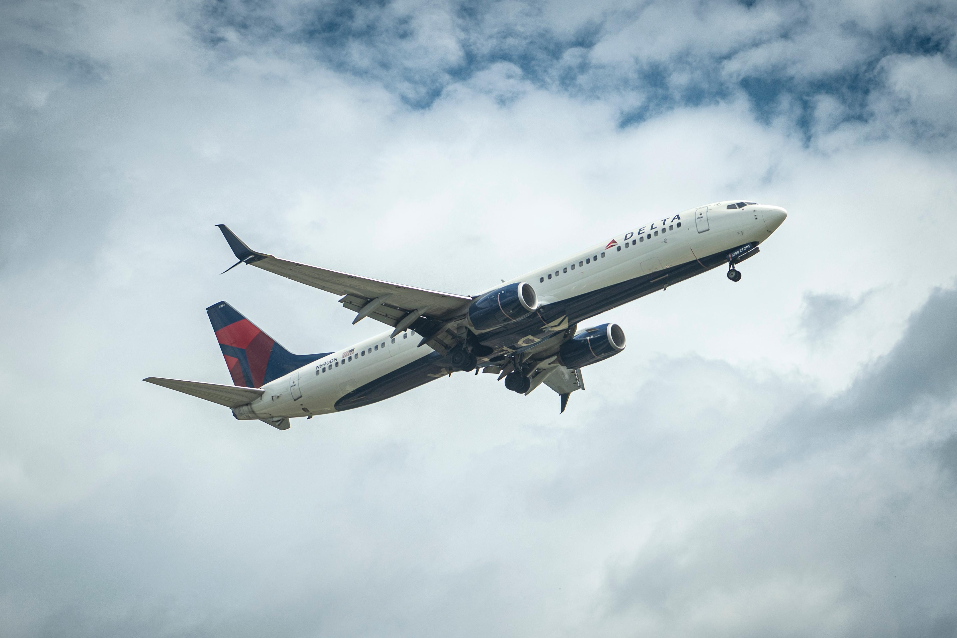 US Airlines Warn Government Shutdown May Delay Flights