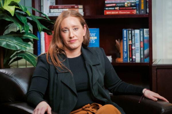 Soledad Ursua, Venice Neighborhood Council board member, speaks with The Epoch Times’ “California Insider” about the homelessness situation in the Venice Beach neighborhood of Los Angeles in 2021. (Hau Nguyen/The Epoch Times)